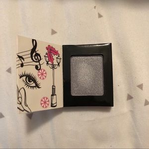 Nyx Eyeshadow - Prague